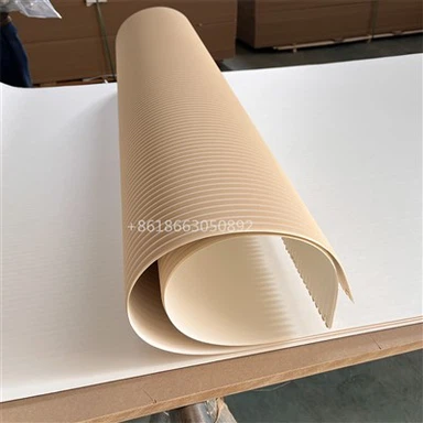 Καμπυλωτά πάνελ επίπλων με εύκαμπτη επένδυση